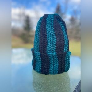 HANDMADE CROCHET GREEN & BLACK WINTER HAT